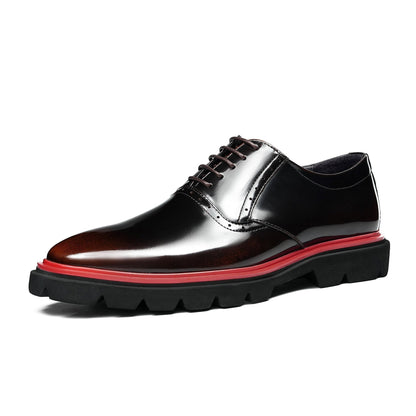 Men's Refined Oxford Shoes: Luminous Finish & Architectural Sole Detailing