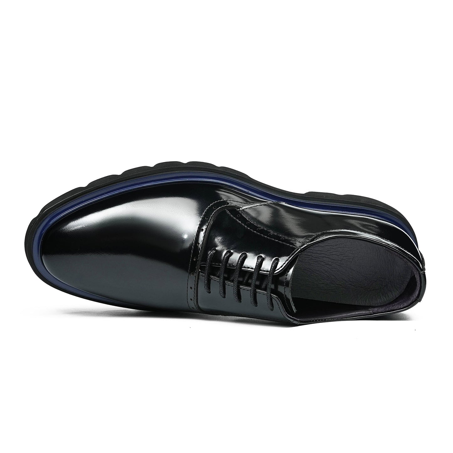 Men's Refined Oxford Shoes: Luminous Finish & Architectural Sole Detailing