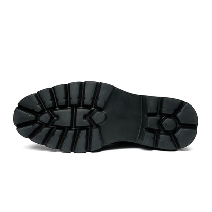 Men's Refined Oxford Shoes: Luminous Finish & Architectural Sole Detailing