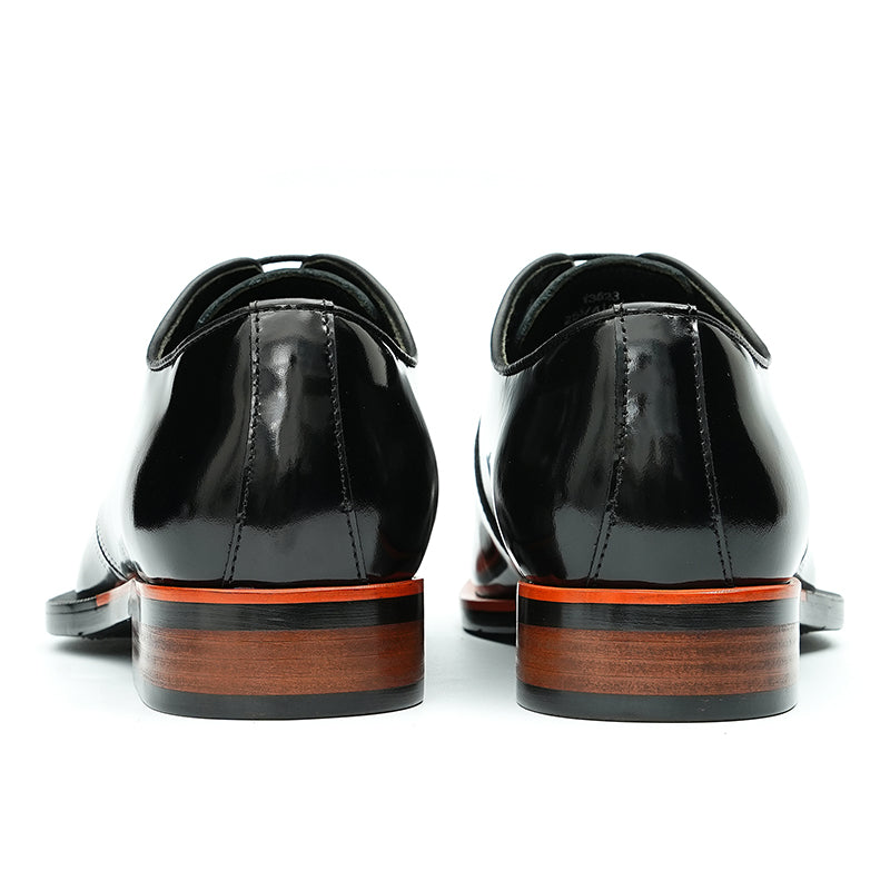 Men's Oxford Dress Shoes - Contrast Trim & Timeless Lacing