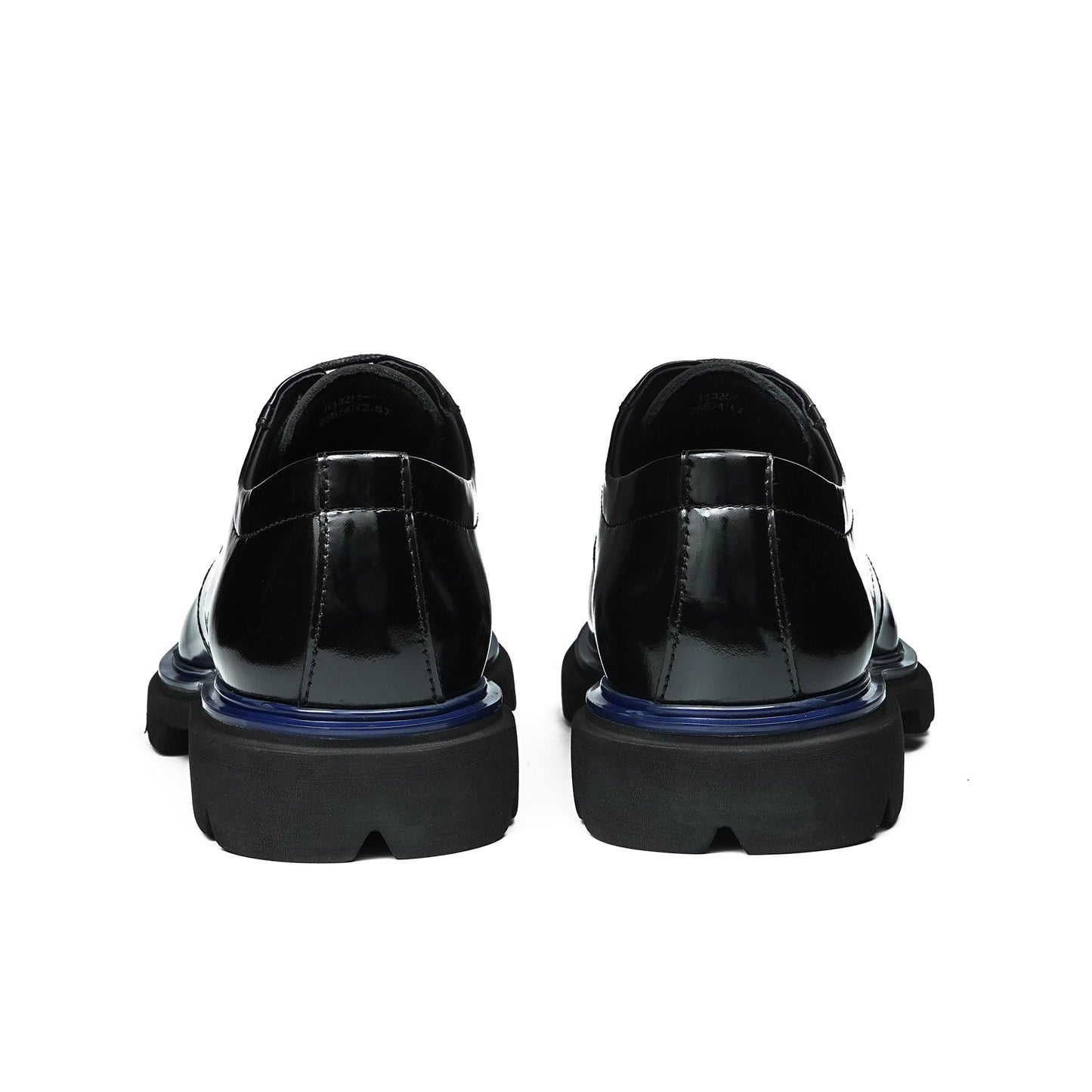 Men's Refined Oxford Shoes: Luminous Finish & Architectural Sole Detailing