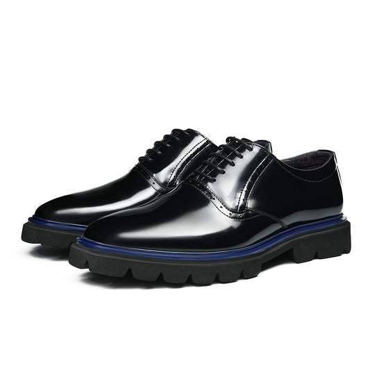 Men's Refined Oxford Shoes: Luminous Finish & Architectural Sole Detailing