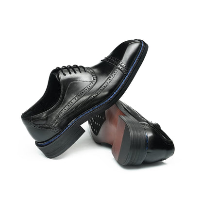 Men's Oxford Shoes: Artisan Broguing & Accent Stitching Detailing